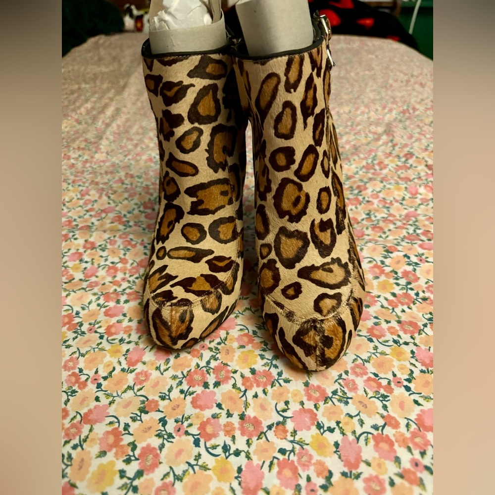 Sam Edelman Leopard Print Calf Hair Pointy Toe Bootie Size 7 - Picture 1 of 5